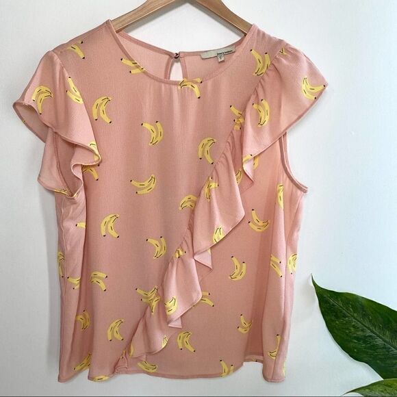 June & Hudson banana graphic print ruffle blouse - Picture 1 of 8